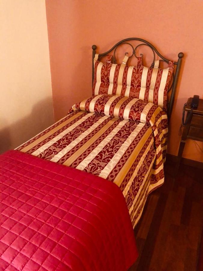 Antica Dimora Corte Impero Affi Esterno foto